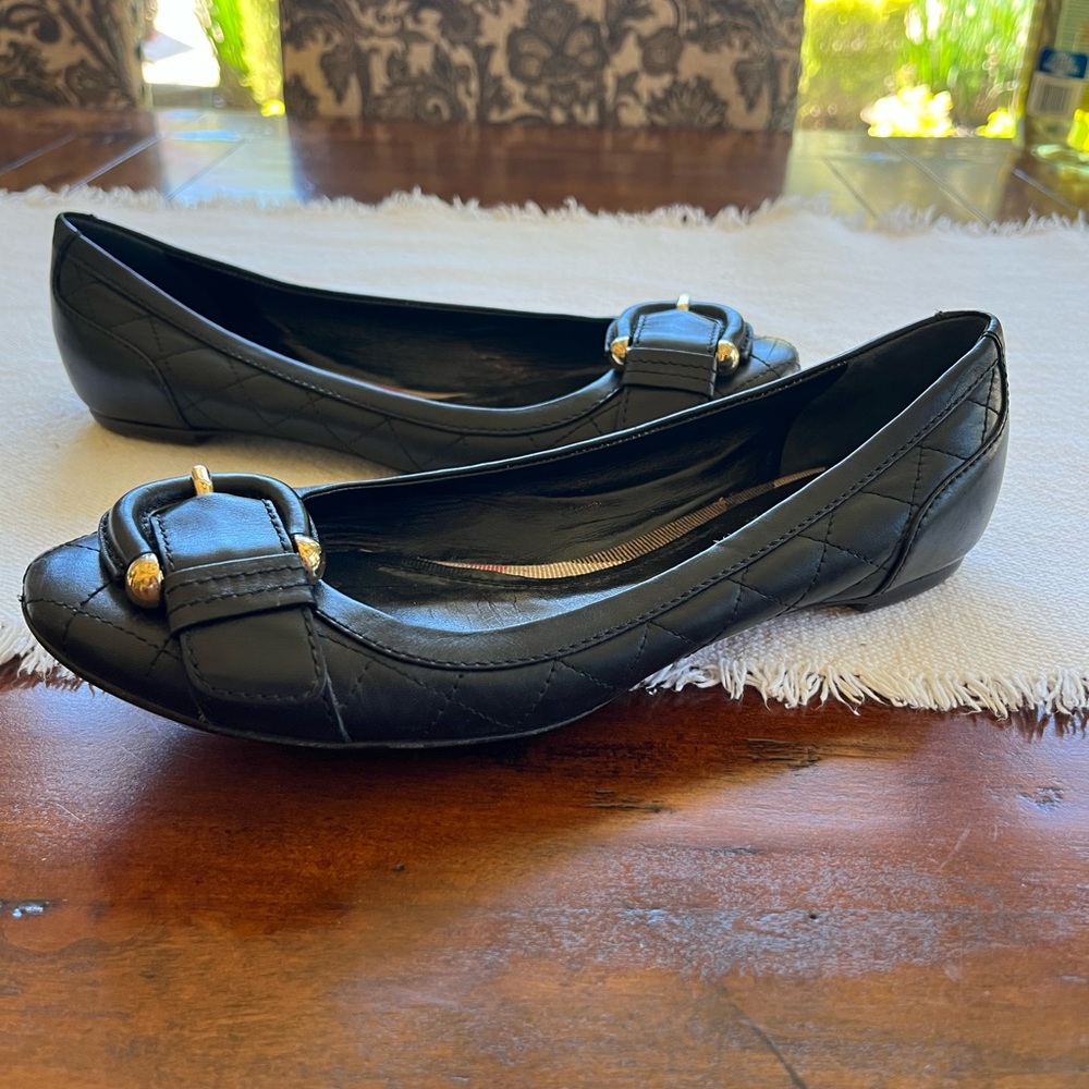 Burberry black leather flats 7 37